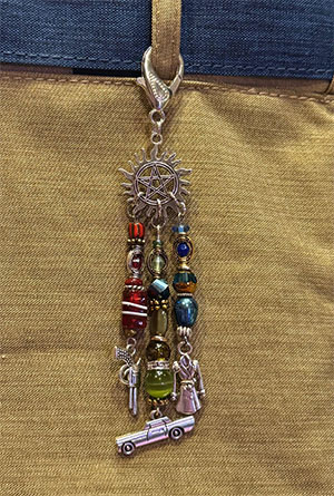 fancy_hats_galTeamFreeWill1a